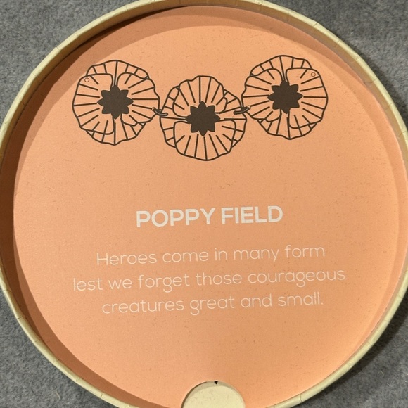 New in Box Erstwilder Set Necklace AND matching earrings🪻💜 Poppy Field - Picture 3 of 8